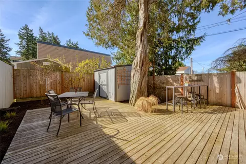 116 N 3rd St, La Conner, WA 98257 photo 12