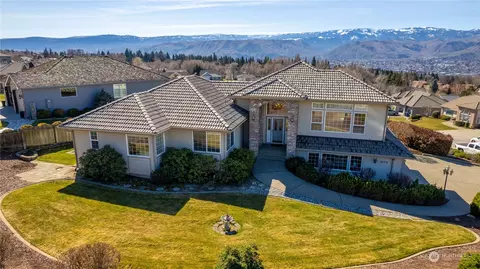 1979 Diamond Ct, East Wenatchee, WA 98802