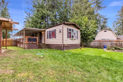 10030 Channel Dr NW, Olympia, WA 98502
