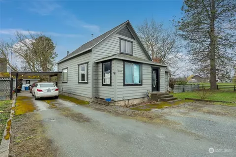 Exterior - 3205 S Pass Rd, Everson, WA 98247 photo 2 of 7