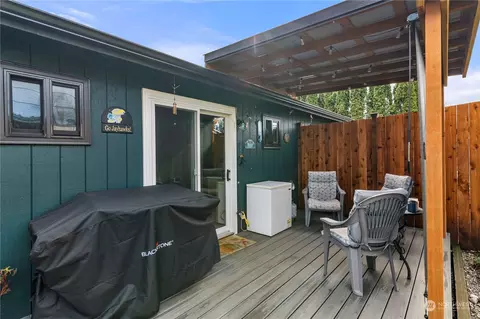 Exterior - 24314 Carter Rd, Bothell, WA 98021 photo 3 of 8