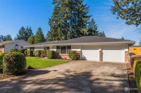 12214 SW Shadywood Ln, Lakewood, WA 98498