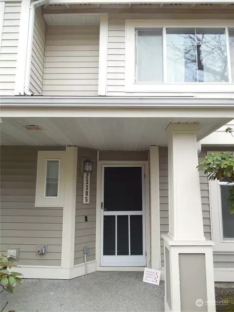 23305 54th Ave S #1-2, Kent, WA 98032
