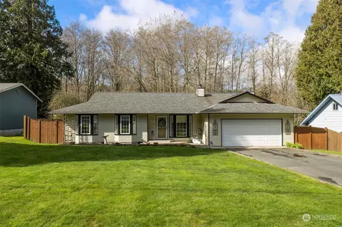 24425 Madura Dr NE, Kingston, WA 98346