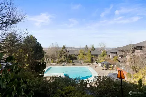 1425 S Puget Dr #M4, Renton, WA 98055