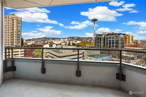 2621 2nd Ave #1203, Seattle, WA 98121