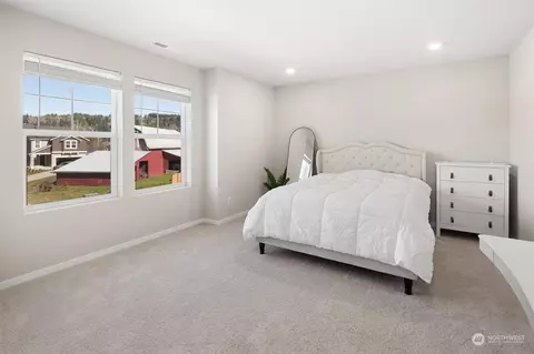 Bedroom - 308 Belfair St SW, Orting, WA 98360 photo 3 of 7