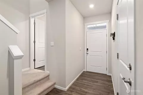 Entry Way - 308 Belfair St SW, Orting, WA 98360 photo 2 of 5