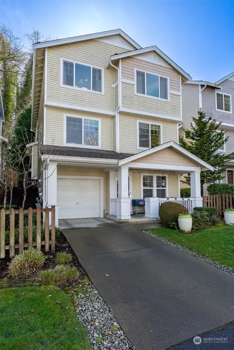 21268 40th Way S #34, Seatac, WA 98198