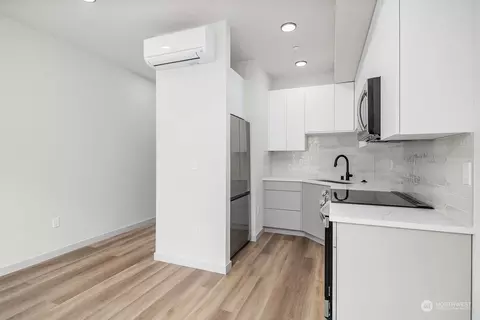 720 N Allen Pl, Seattle, WA 98103 photo 8