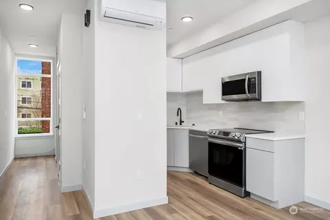 720 N Allen Pl, Seattle, WA 98103 photo 7
