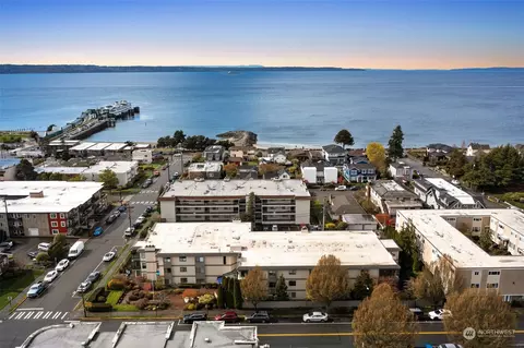 201 3rd Ave N #208, Edmonds, WA 98020