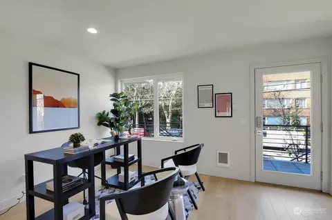 720 Summit Ave E, Seattle, WA 98102 photo 17