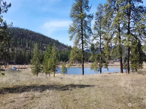 21 Eagle Rock Rd, Tonasket, WA 98855