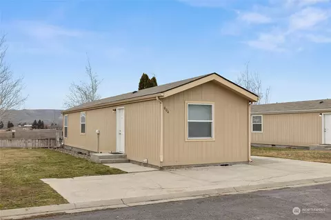 1201 S Chestnut St #604, Ellensburg, WA 98926