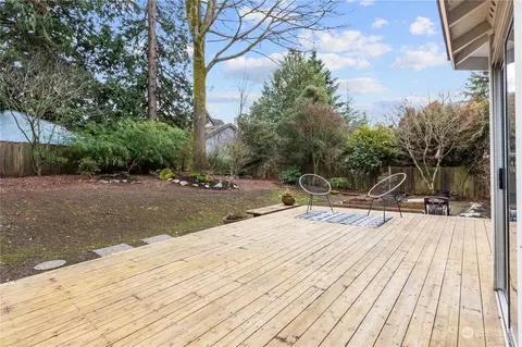 Exterior - 2012 233rd St SE, Bothell, WA 98021 photo 6 of 8