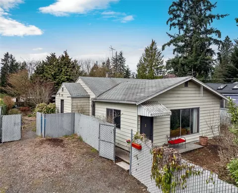 15233 6th Ave NE, Shoreline, WA 98155