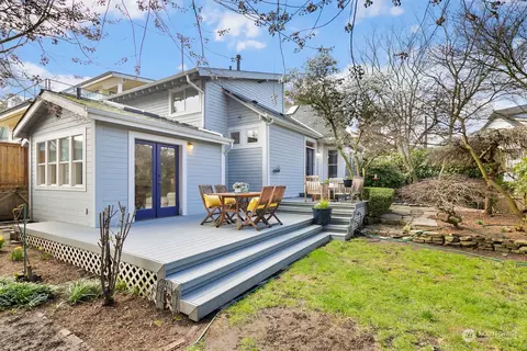 5710 Woodlawn Ave N, Seattle, WA 98103