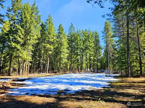 3110 E Sparks Rd, Easton, WA 98925