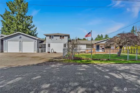 1112 W Martin St, Elma, WA 98541