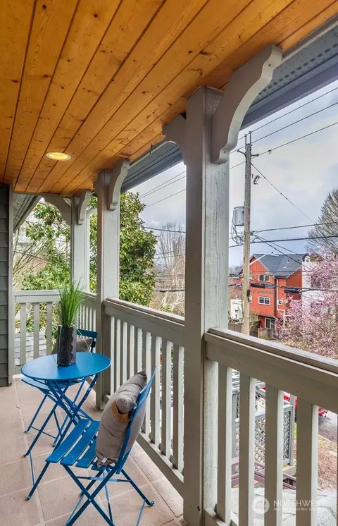1817 24th Ave #B, Seattle, WA 98122 photo 8