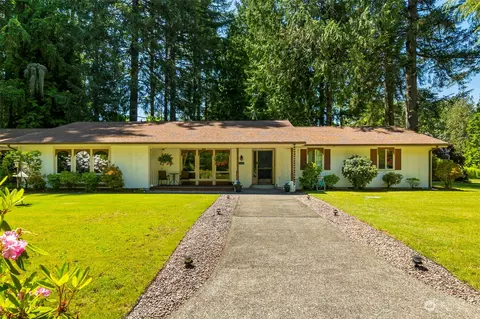 8921 Armstrong Rd SW, Olympia, WA 98512