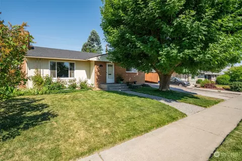 1108 Rosewood Ave, Wenatchee, WA 98801