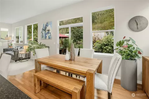 Dining - 10617 NE 173rd Pl, Bothell, WA 98011 photo 3 of 3