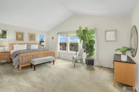 Bedroom - 10617 NE 173rd Pl, Bothell, WA 98011 photo 1 of 5