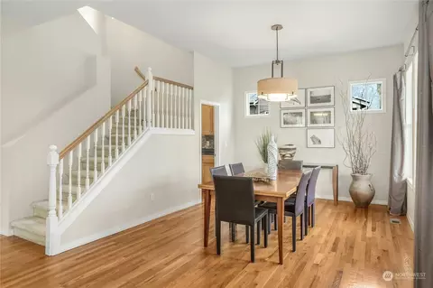Dining - 10617 NE 173rd Pl, Bothell, WA 98011 photo 1 of 3