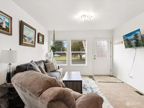 600 B 3rd St, Sultan, WA 98294 photo 3
