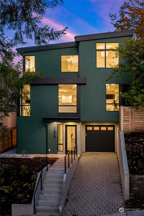 1628 30th Ave, Seattle, WA 98122