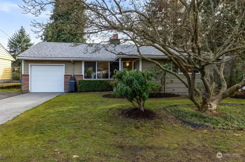 1105 NE 180th St, Shoreline, WA 98155
