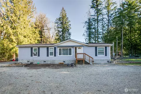 42037 Cape Horn Dr, Concrete, WA 98237