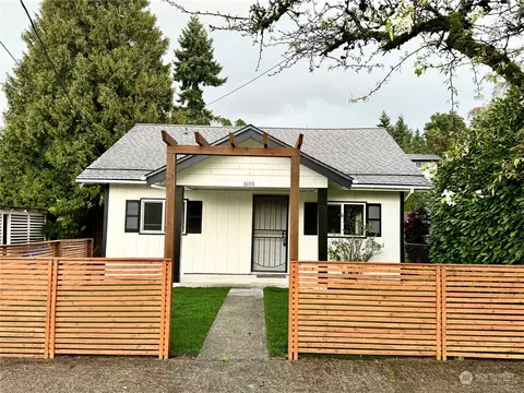8108 9th Ave SW, Seattle, WA 98106