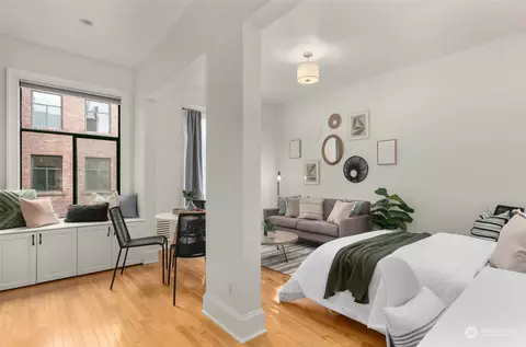 22 John St #22, Seattle, WA 98109