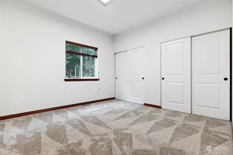 Bedroom - 8943 Fox Ridge Ln SE, Olympia, WA 98513 photo 6 of 7