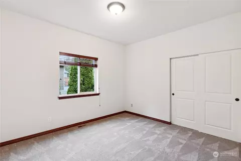 Bedroom - 8943 Fox Ridge Ln SE, Olympia, WA 98513 photo 4 of 7