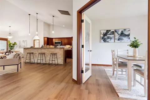 Dining - 8943 Fox Ridge Ln SE, Olympia, WA 98513 photo 2 of 8