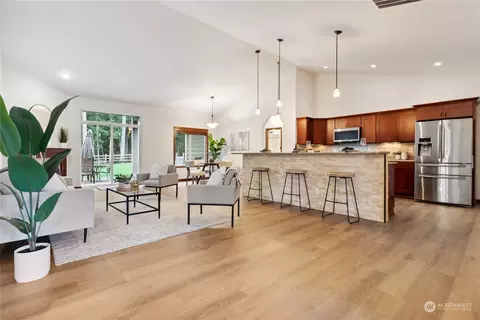 Dining - 8943 Fox Ridge Ln SE, Olympia, WA 98513 photo 5 of 8