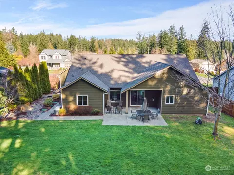 Exterior - 8943 Fox Ridge Ln SE, Olympia, WA 98513 photo 3 of 6
