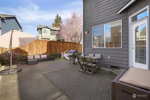 Exterior - 107 202nd St SE, Bothell, WA 98012 photo 5 of 8