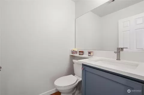 Bath - 107 202nd St SE, Bothell, WA 98012 photo 1 of 4