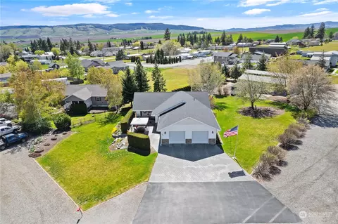 516 N Columbia Ave, Waterville, WA 98858