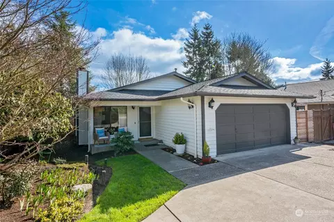 24824 Marine View Dr S, Des Moines, WA 98198