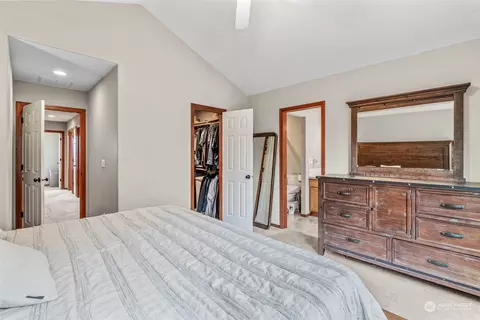 Bedroom - 145 Ruby Pl, Kelso, WA 98626 photo 2 of 4