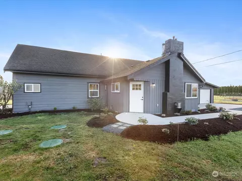 617 W Smith Rd, Bellingham, WA 98226