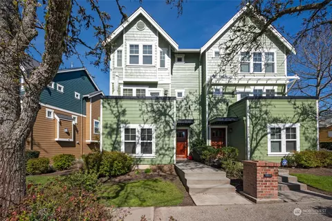 5801 55th Ave NE #B, Seattle, WA 98105
