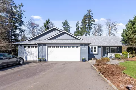 1307 SE Swofford Ln, Port Orchard, WA 98367