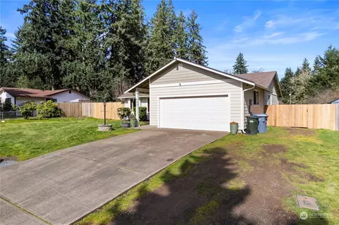 Exterior - 407 189th Street Ct E, Spanaway, WA 98387 photo 5 of 6